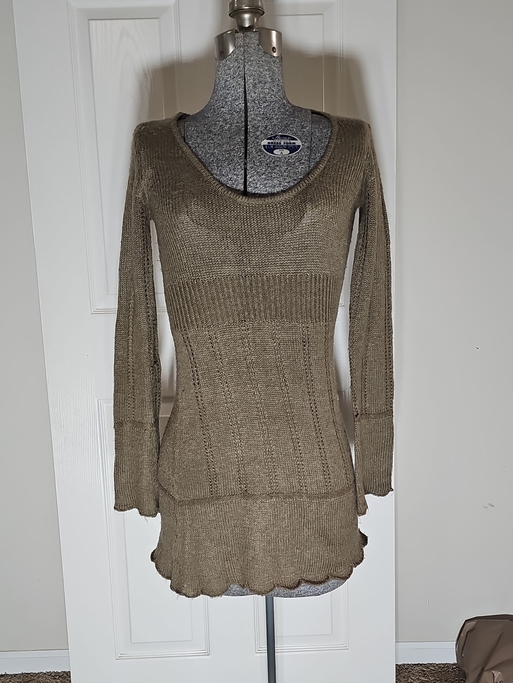 Vero Moda Brown Scallop Hem Open Knit Tunic Sweater Dress Long Sleeve  Size XS